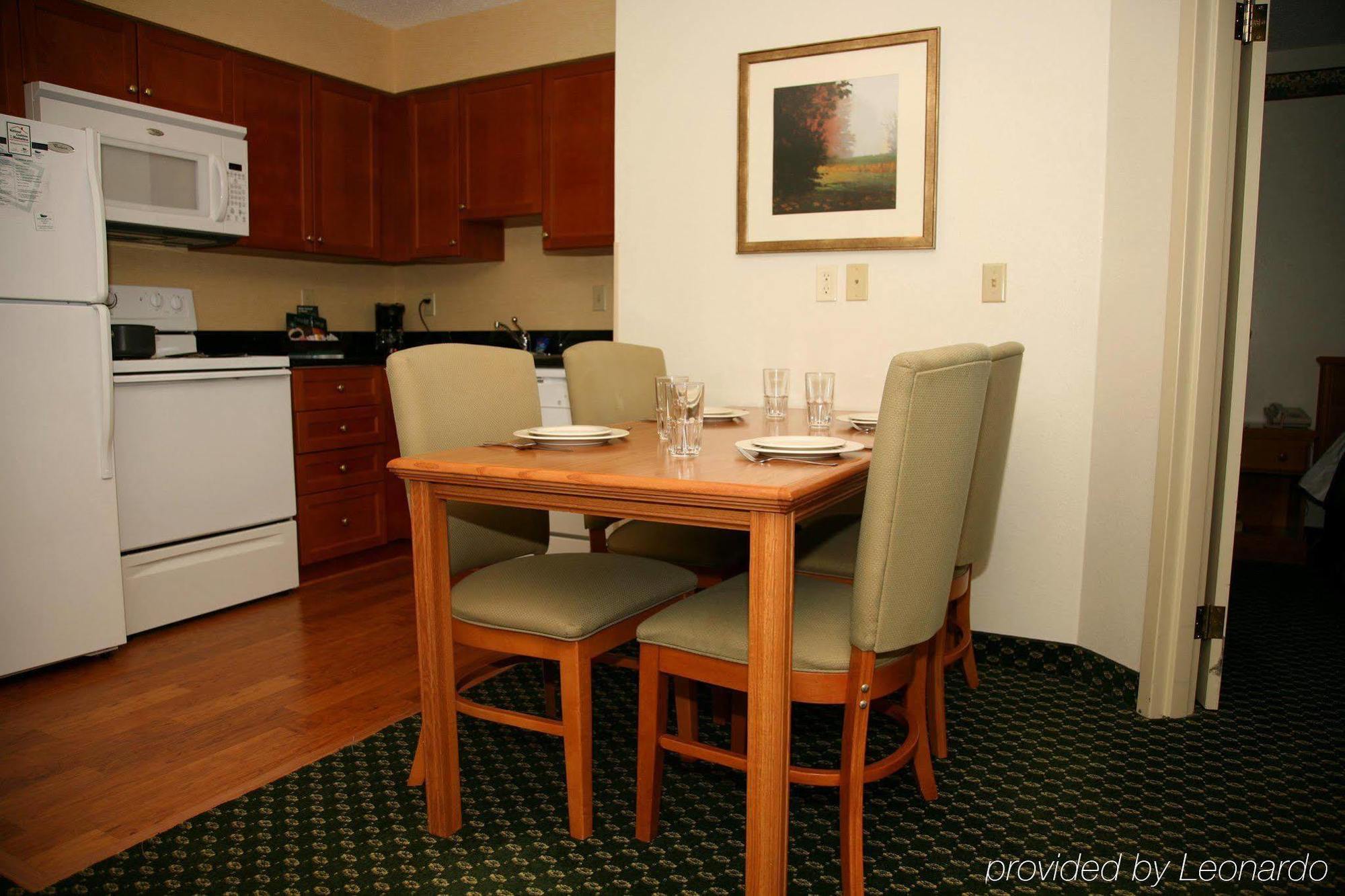 Homewood Suites Grand Rapids Phòng bức ảnh