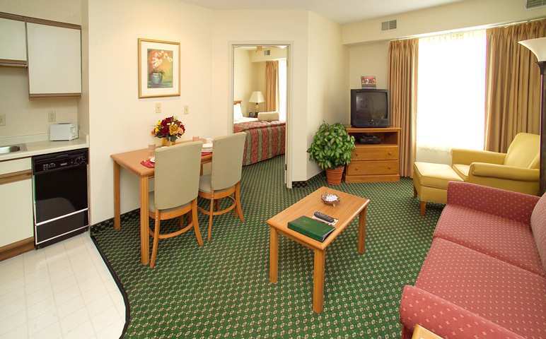 Homewood Suites Grand Rapids Phòng bức ảnh
